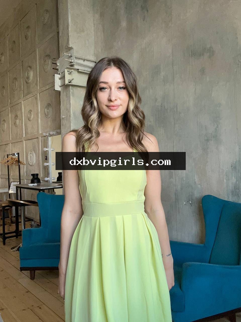Nadine photo 6