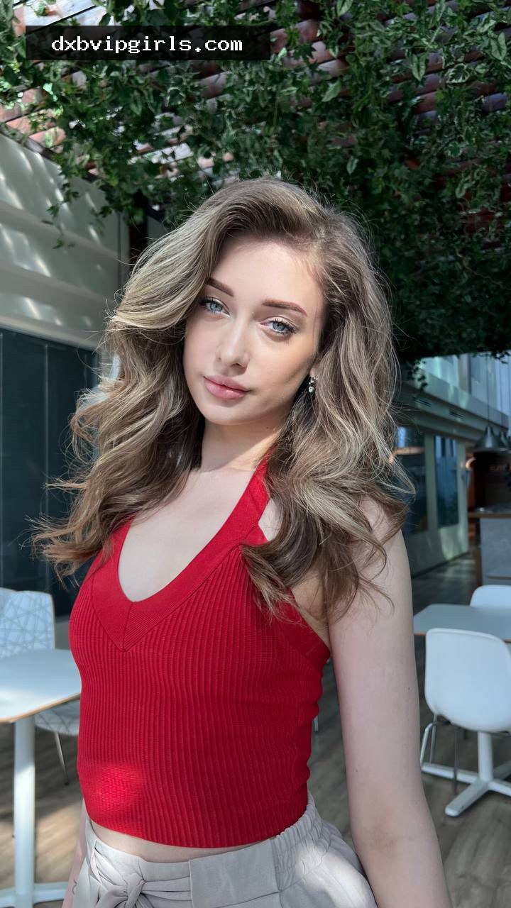 Nadine photo 7